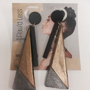 Silver/Gold Toned Wooden Earrings